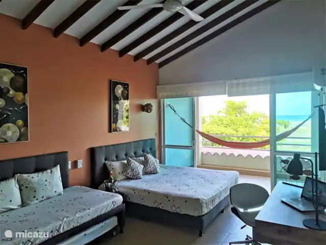 Villa sur la plage Sol y Mar, Carthagène COL | Colombie, Bolivar, Cartagena de Indias - villa Nouvelle chambre pouvant accueillir 4 personnes ou simplement profiter de la vue dans le hamac sur le balcon avec vue sur la mer