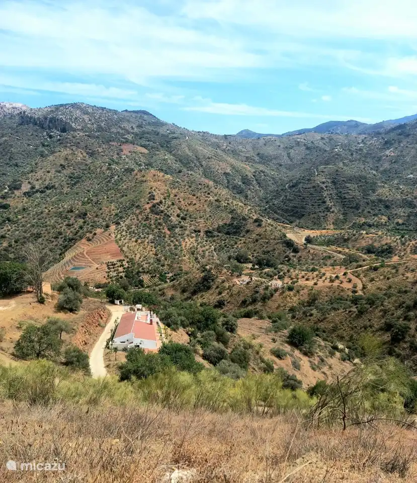 Unser gemütliches Haus in der wunderschönen Natur Andalusiens mit viel Privatsphäre und komplett ausgestattet.