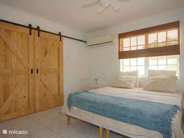 Cas Makutu huren in Curaçao, Banda Abou (west), Grote Berg - vakantiehuis Master slaapkamer