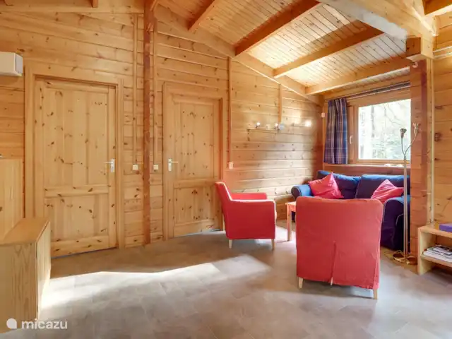 Wezel, fijne Finse bungalow huren in Nederland, Gelderland, Hengelo - vakantiehuis zithoek