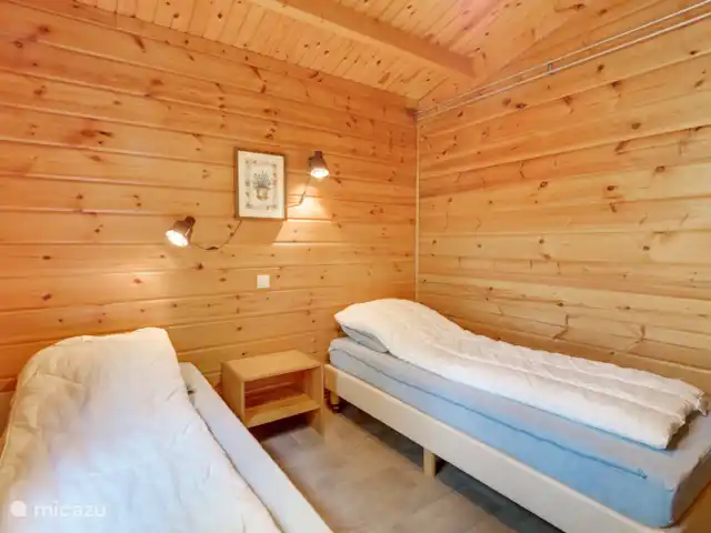 Wezel, fijne Finse bungalow huren in Nederland, Gelderland, Hengelo - vakantiehuis slaapkamer