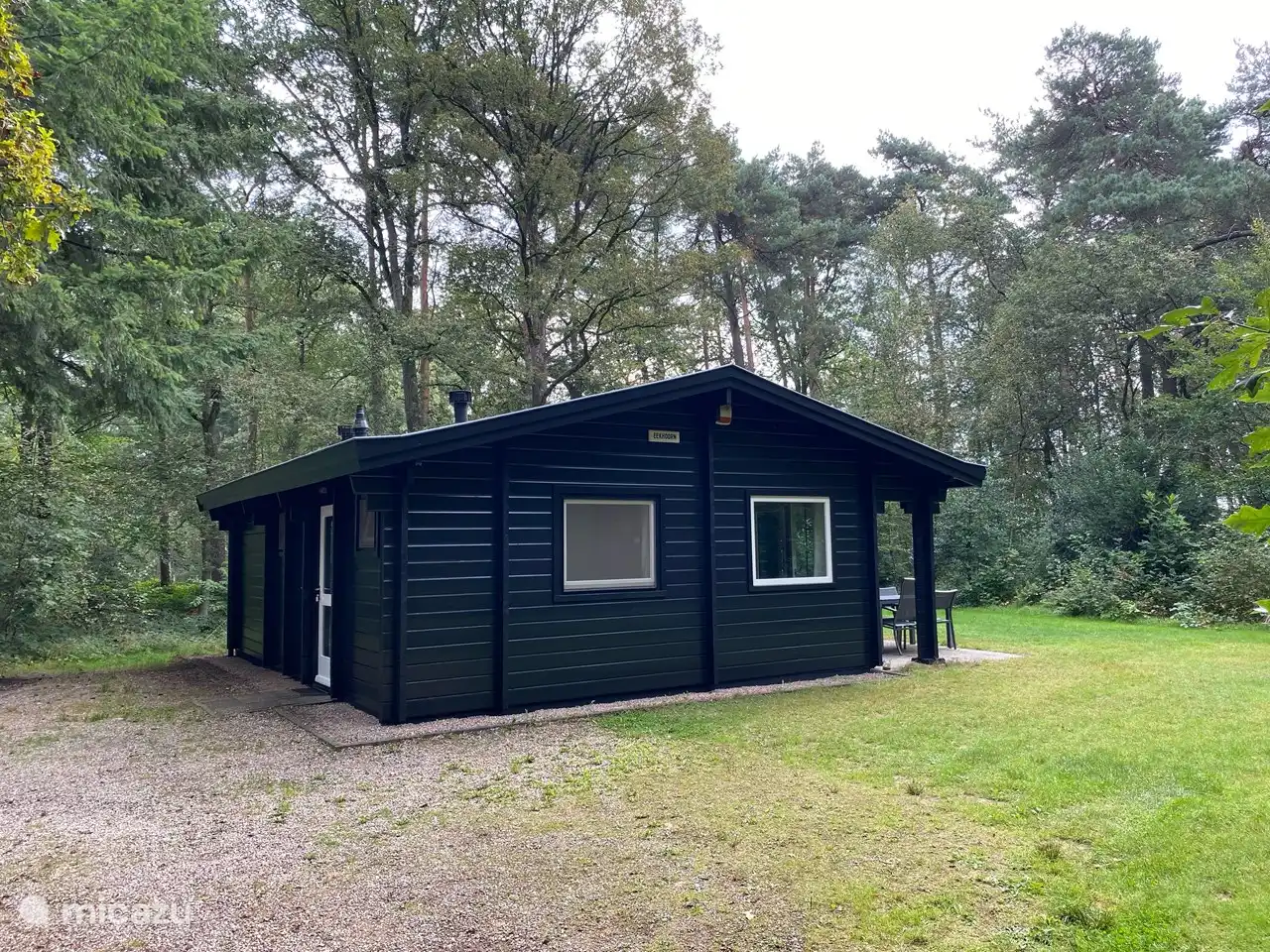 Hören Sie die Vögel, sehen Sie die Tiere...