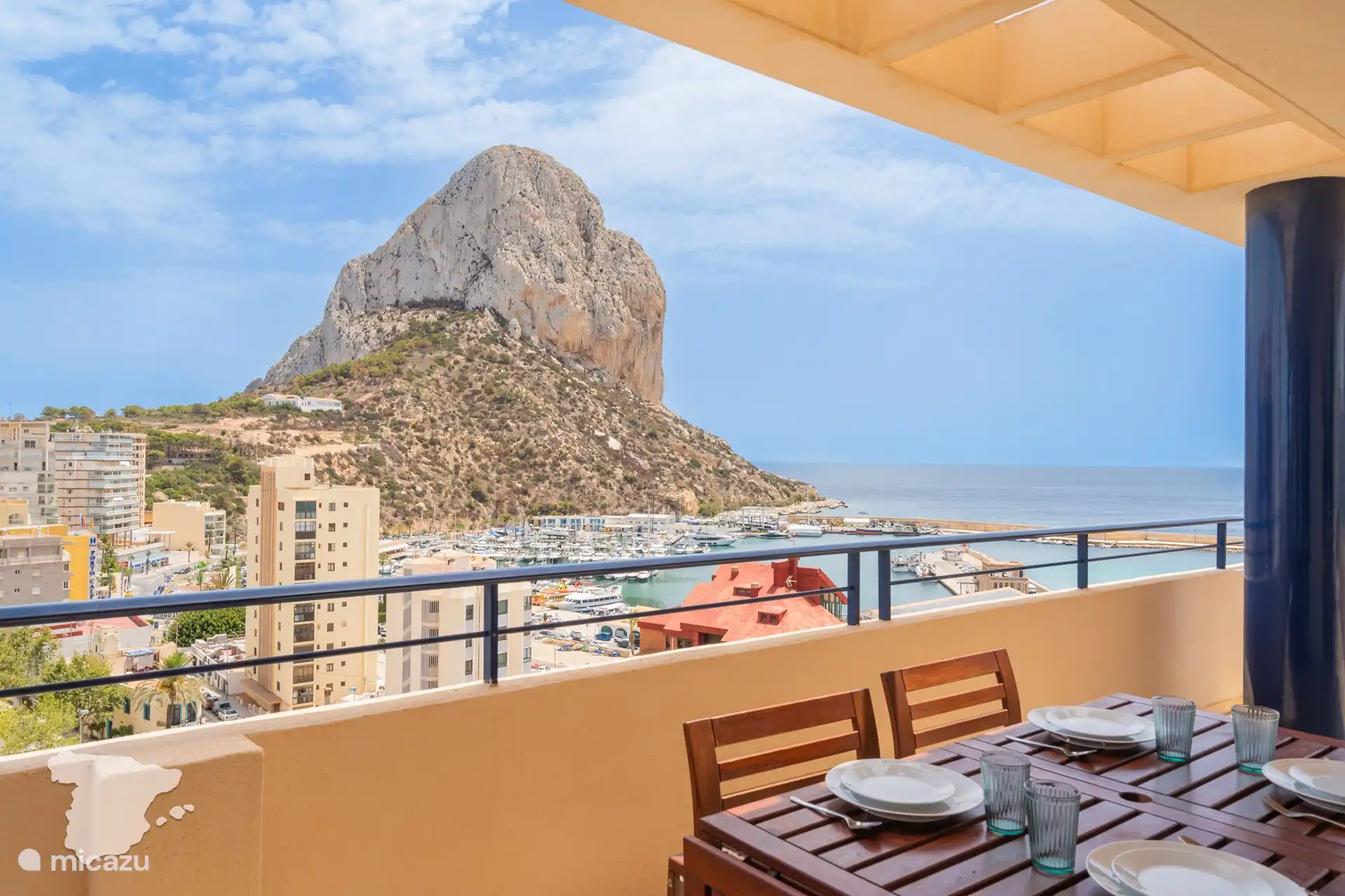 Private Terrasse mit herrlichem Blick auf das Meer und den Peñon d'Ifach
