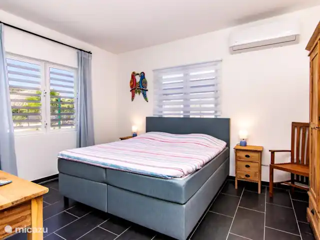 Casa Colori Curaçao | Curaçao, Banda Abou (ouest), Fontein - villa Chambre 1 avec lit à sommier tapissier de 1,80x2,00 et salle de bain attenante