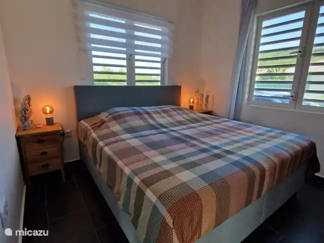 Casa Colori Curaçao | Curaçao, Banda Abou (ouest), Fontein - villa Chambre 2 avec un sommier à ressorts de 1.80x2.00