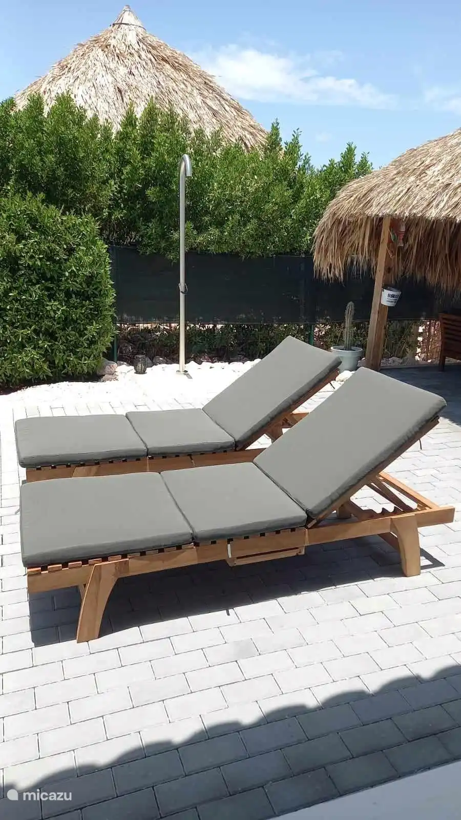 Relájate en las tumbonas