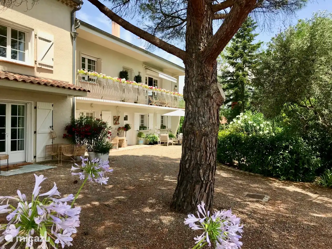 Blick auf das gesamte Haus