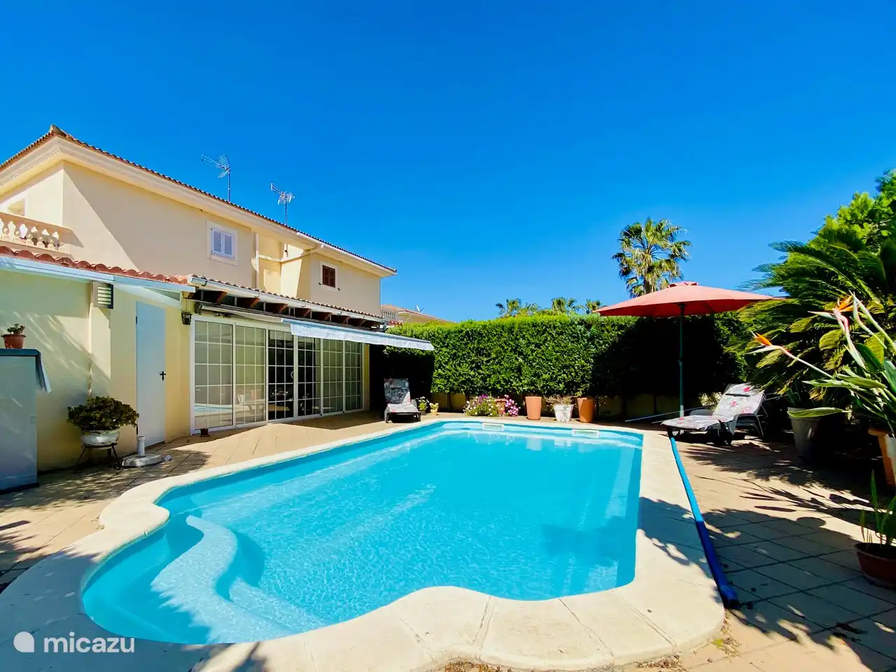 Rent Villa with Pool Playa de Muro in Alcúdia, Majorca. Micazu