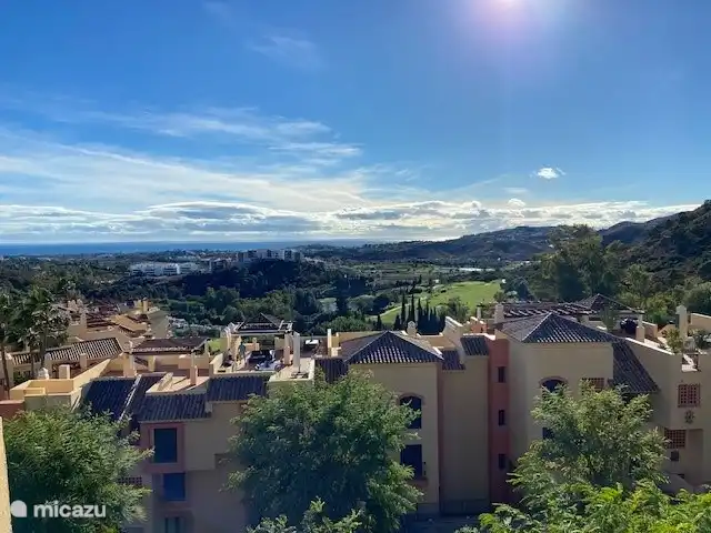 Penthouse Los Arqueros vue mer | Espagne, Costa del Sol, Benahavis - penthouse vue depuis le balcon