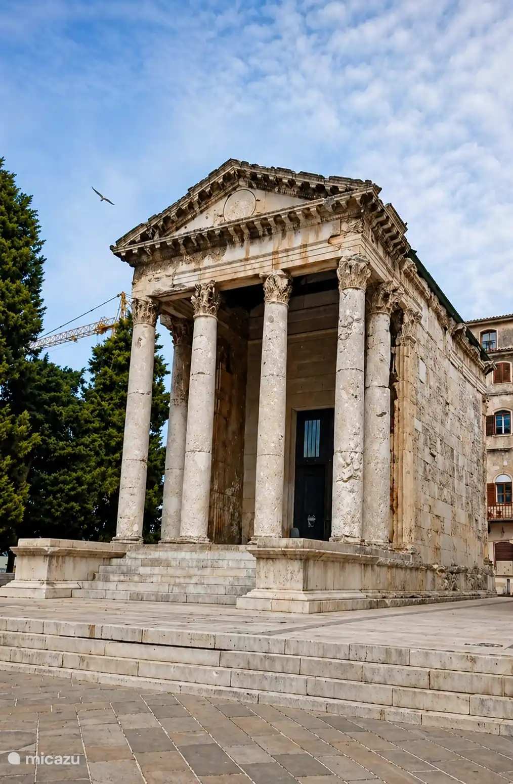 The Temple of Augustus in Pula – a timeless piece of Rome in stone, where the Forum whispers about emperors, centuries and the quiet elegance of a vanished world.