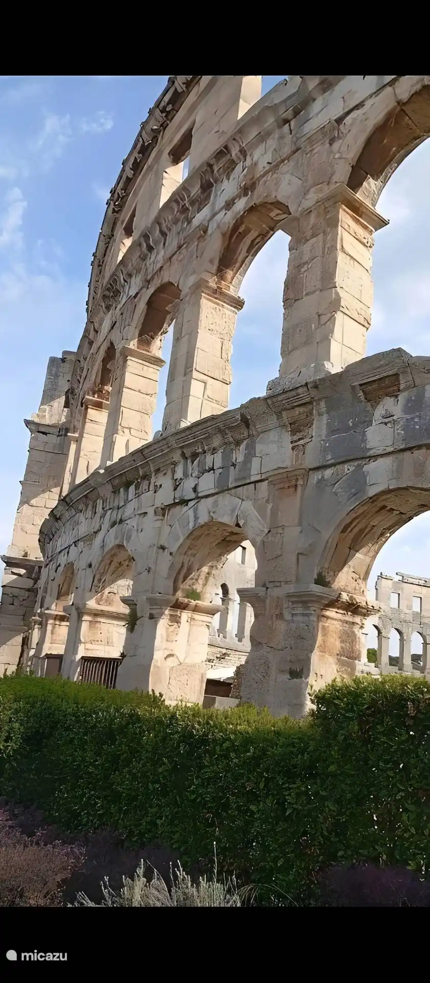 Arena Pula – où histoire et soirées d’été se rejoignent, avec de magnifiques concerts, du théâtre et de l’opéra sous les étoiles.