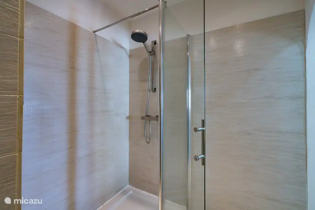 Douche chambre parentale