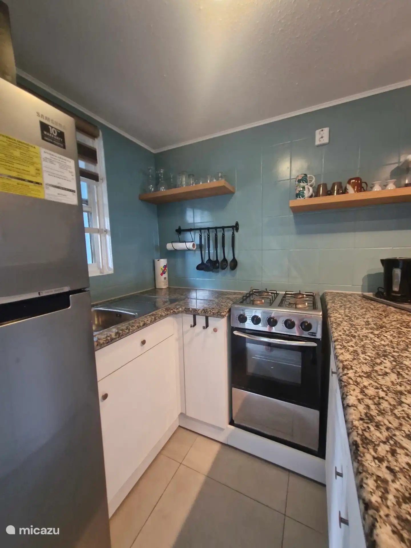 Keuken met mooie warme kleuren