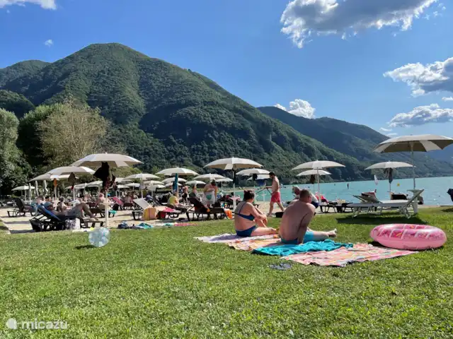 Porto Letizia - Apartamento P6 en Italia, Lagos italianos, Porlezza - apartamento Panamá Beach un maravilloso Lido.
Holgazaneando: posibilidad de alquilar tumbonas y sombrillas.
O igualmente activo: se recomienda encarecidamente el remo de pie. Equipo para alquilar en el sitio.