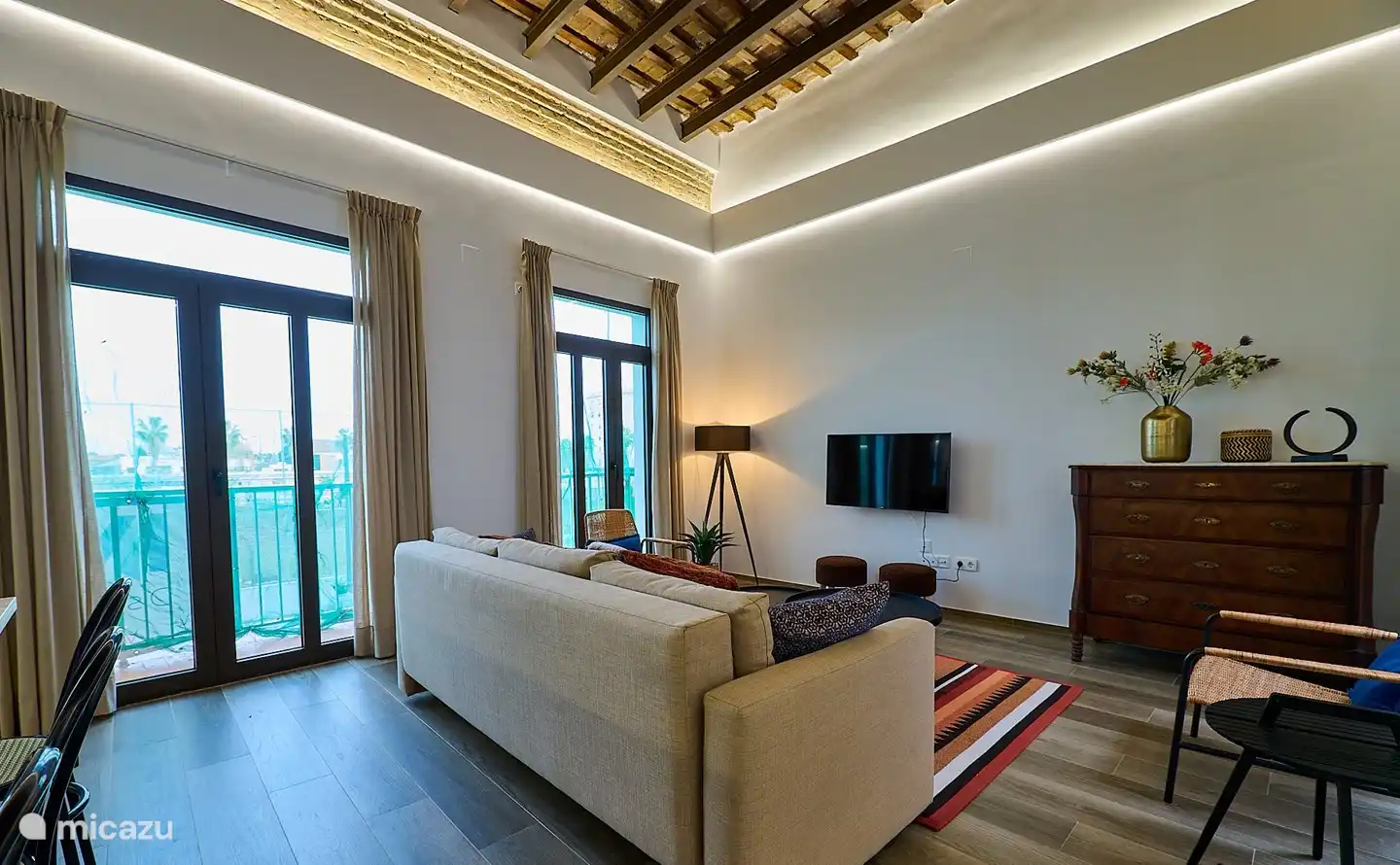 Reina 3 - Tres Reinas Valencia