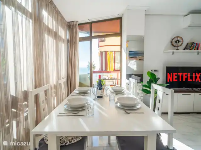 casa linda en España, Costa del Sol, Mijas Costa - apartamento Comedor con hermosas vistas
