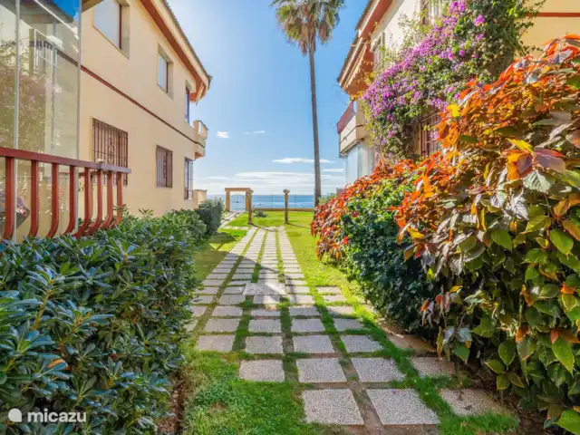 casa linda en España, Costa del Sol, Mijas Costa - apartamento Camino a la playa