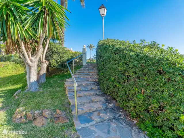 casa linda en España, Costa del Sol, Mijas Costa - apartamento Escalera a la playa