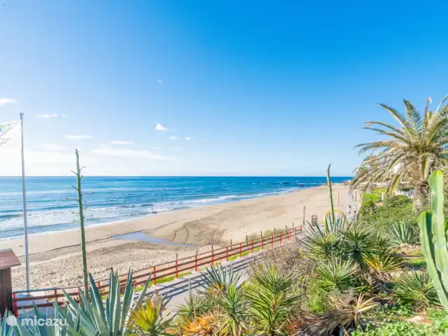 casa linda en España, Costa del Sol, Mijas Costa - apartamento Vista del paseo marítimo y de la playa