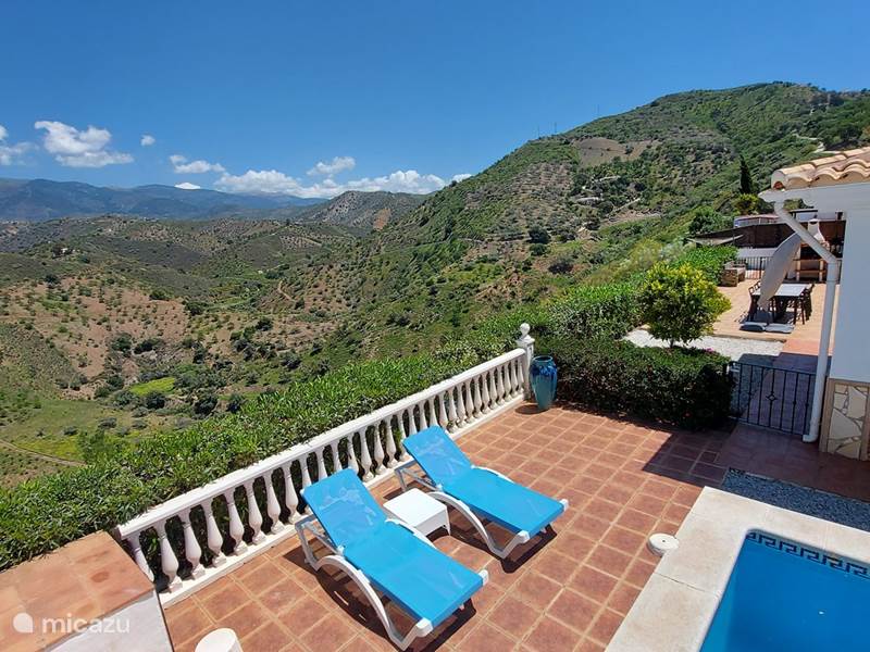 Holiday home in Spain, Andalusia, Arenas Villa Casa Joro in the middle of nature