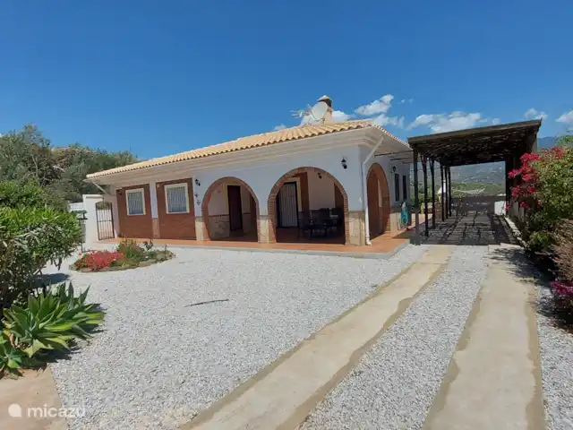 Casa Joro en pleine nature | Espagne, Andalousie, Arenas - villa Maison avant avec grand parking