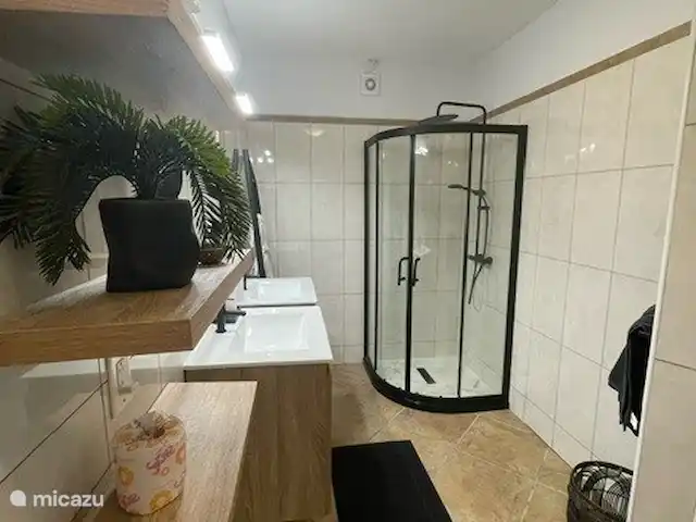 Appartement Lora Jan Thiel Curaçao | Curaçao, Banda Ariba (est), Jan Thiel - appartement salle de bain 2