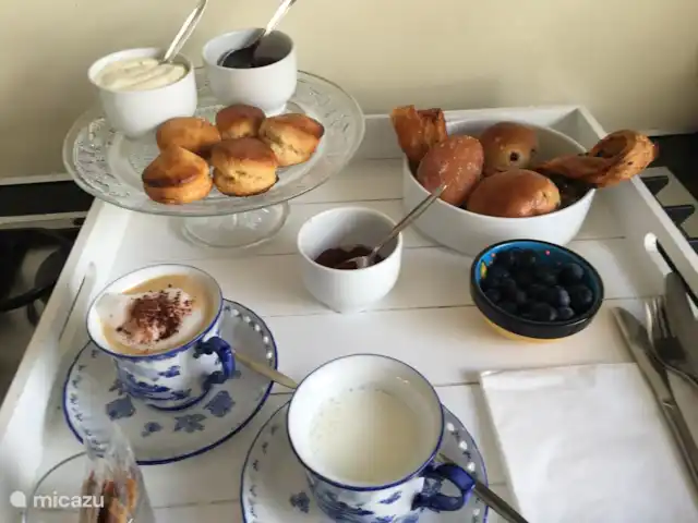 B&B El Paraiso Appartement CIELO | Espagne, Costa Blanca, Altea - appartement Petit-déjeuner de scones