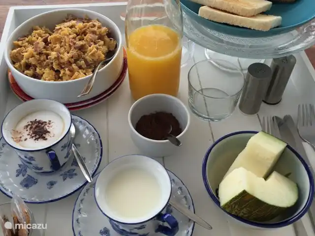 B&B El Paraiso Appartement CIELO | Espagne, Costa Blanca, Altea - appartement Petit-déjeuner aux œufs brouillés