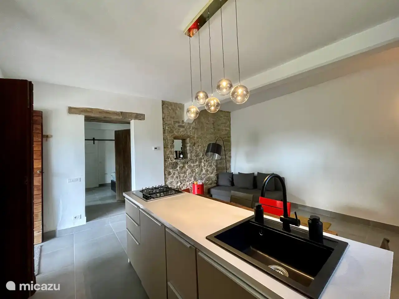 Living room with the possibility to arrange the table differently