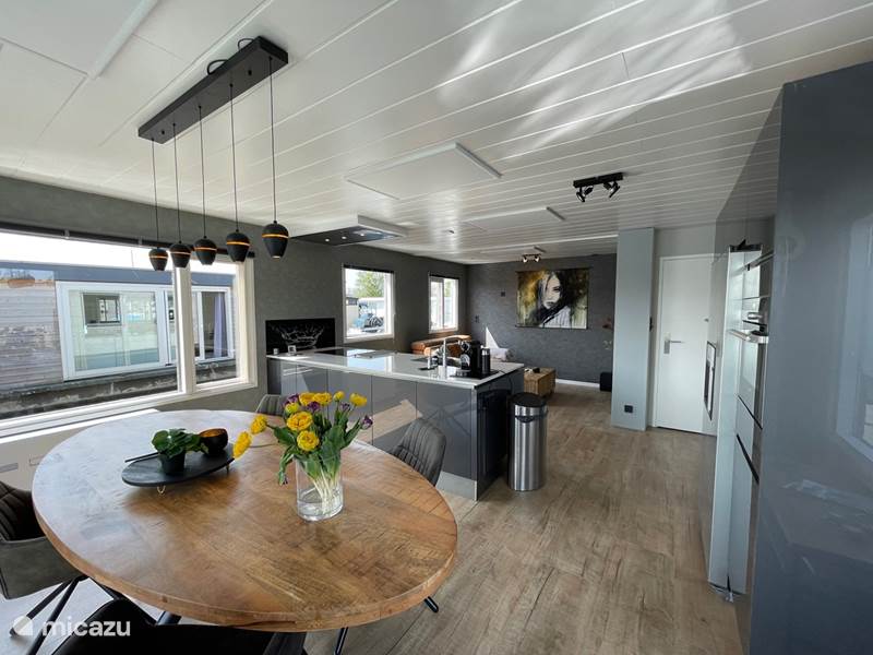 Holiday home in Netherlands, North Holland, Aalsmeer RV / Yacht / Houseboat Pool lodge XL