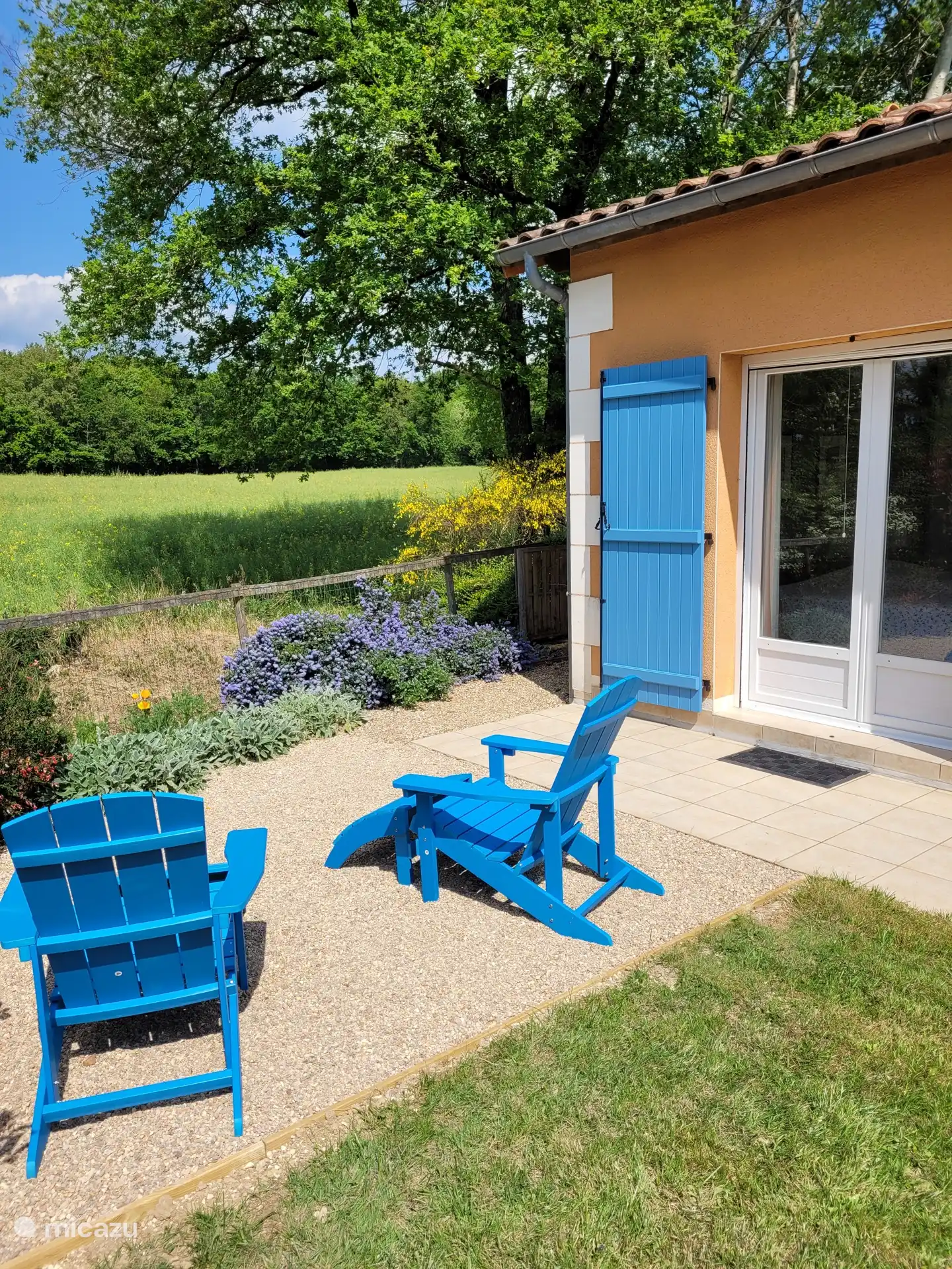 Profitez de la vue dégagée.