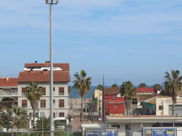 Tres Reinas Valencia - Reina 2 huren in Spanje, Valencia, Valencia (stad) - appartement Vanaf het dakterras zie je het strand en de zee!