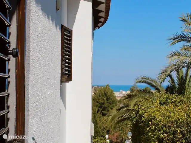Villa Las dos Hermanas | Espagne, Costa Blanca, Dénia - villa Le jardin du côté droit de la maison, avec vue sur la mer.