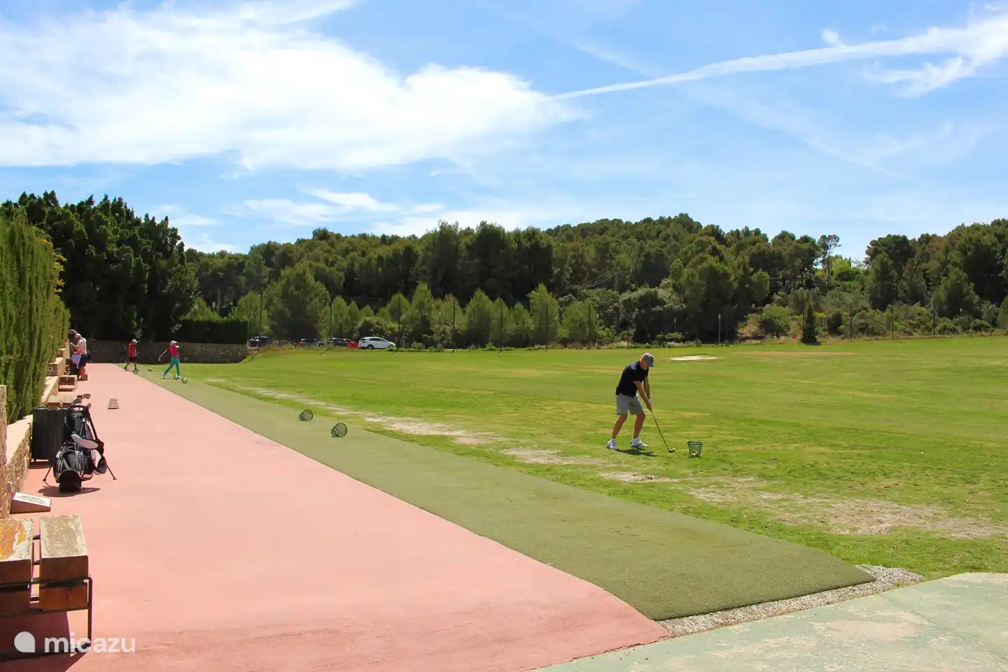 The golf course at 13 minutes by car from the villa called ''La Sella Golf''.