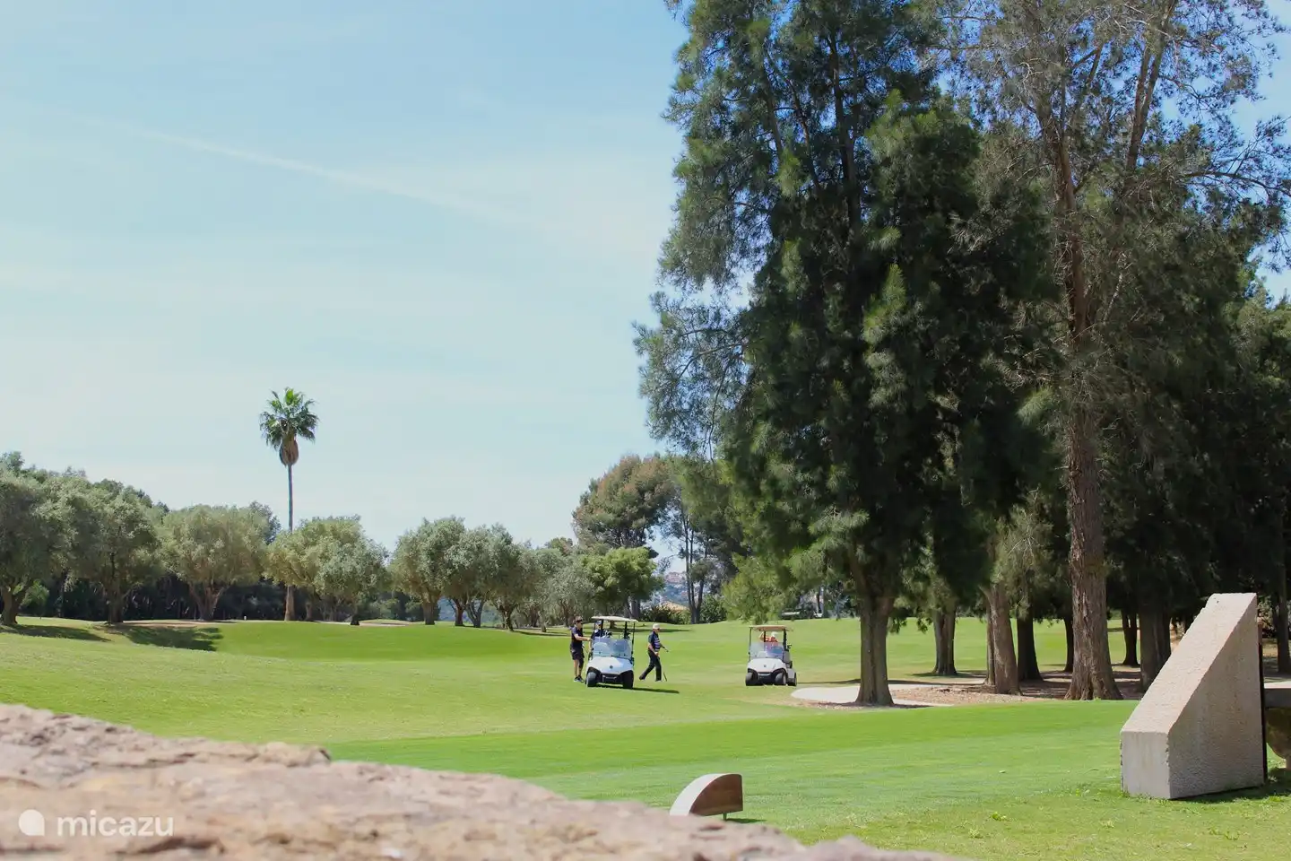 The golf course at 13 minutes by car from the villa called ''La Sella Golf''.