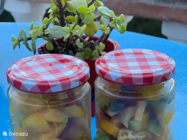 Estudio Risa en España, Andalucía, Viñuela - studio Desayuno