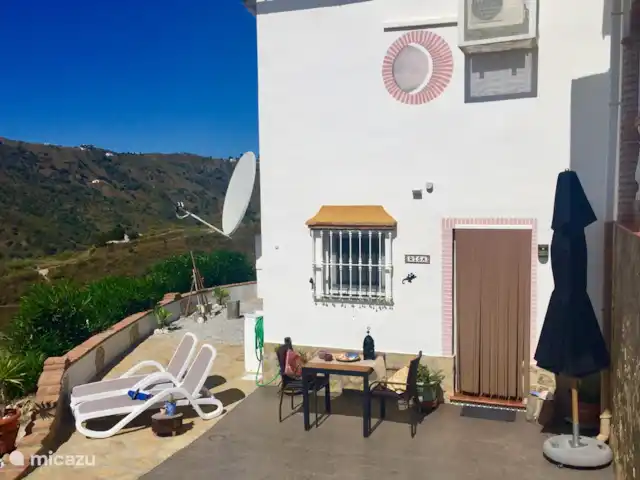 Estudio Risa en España, Andalucía, Viñuela - studio Terraza