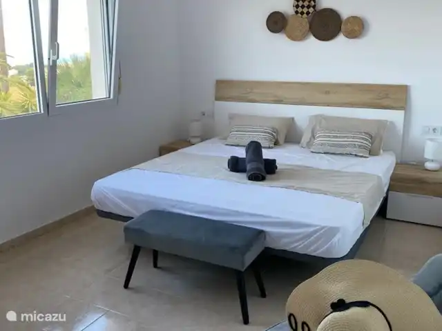 Villa Bella Vista | Espagne, Costa Blanca, Dénia - villa Chambre à coucher, lit king size 180 cms, climatisation et ventilateur de plafond
