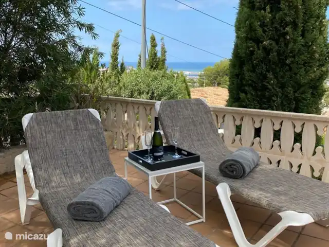 Villa Bella Vista | Espagne, Costa Blanca, Dénia - villa Plusieurs endroits pour bronzer ou faire la sieste (avant rénovation de la terrasse)