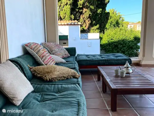 Casa Merle | Espagne, Costa Blanca, Dénia - villa sur la terrasse couverte à droite de notre maison, vous pourrez vous prélasser et profiter du coucher de soleil