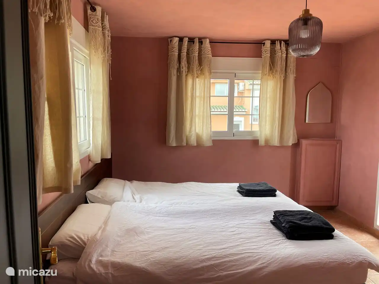 dormitorio con azotea 1er piso