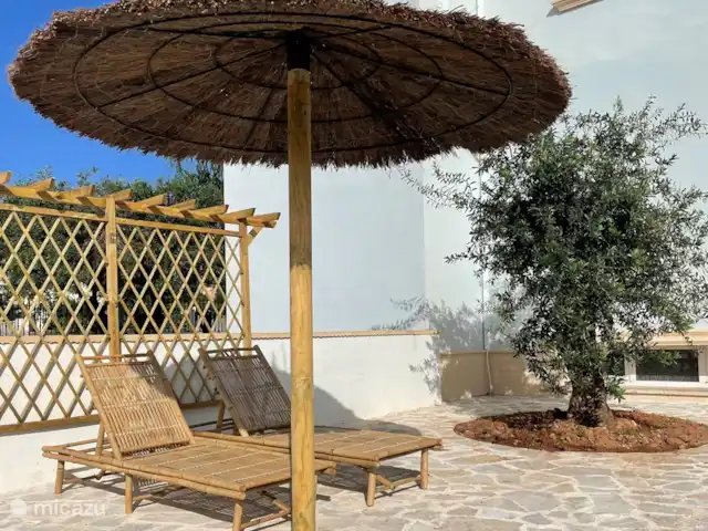 Casa Merle | Espagne, Costa Blanca, Dénia - villa Nous avons 2 parasols fixes à la piscine