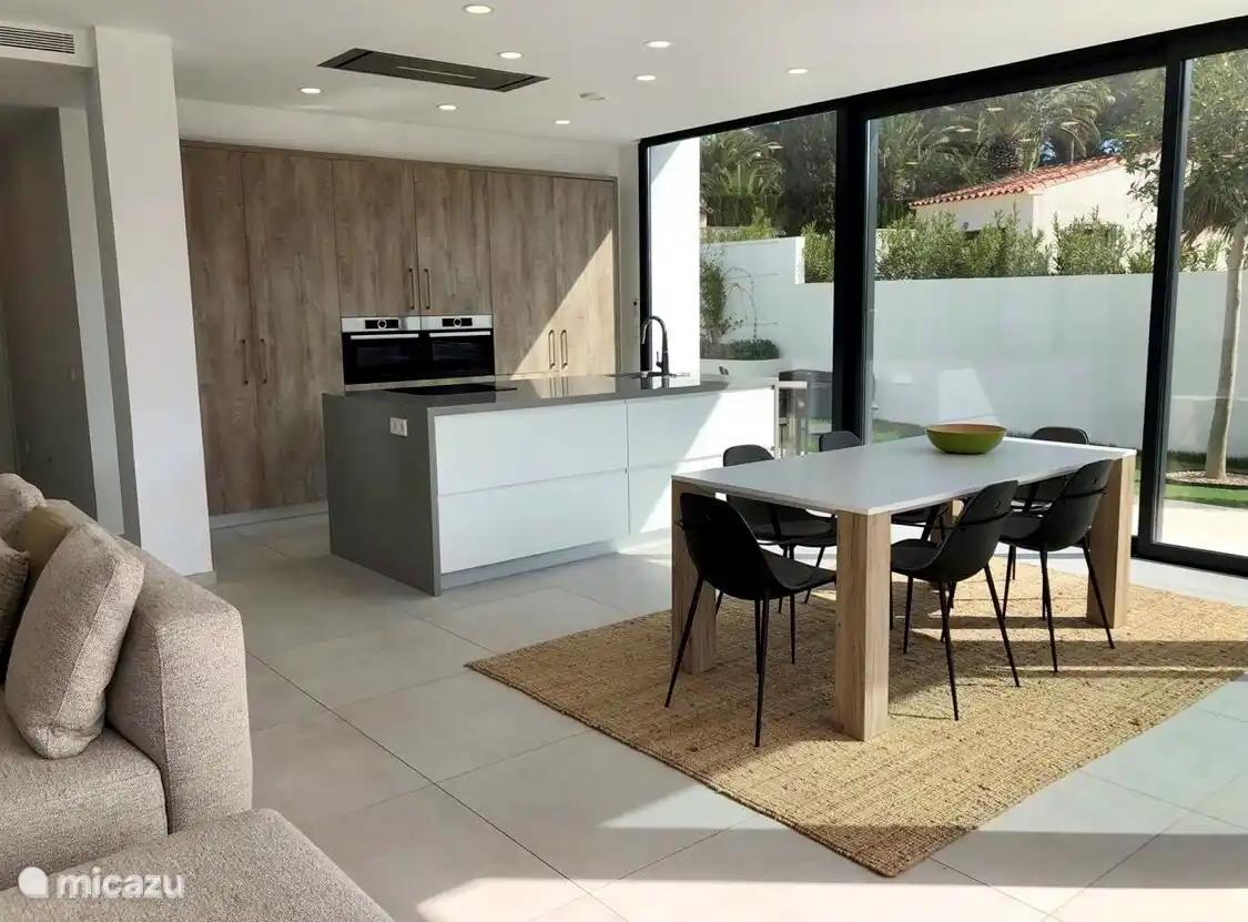 Essbereich und Küche