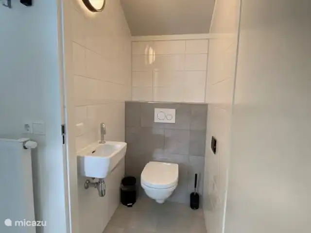 La casa de campo de los Pimpelmees en Países Bajos, Overijssel, Hoge Hexel - casa vacacional Aseo en la planta baja