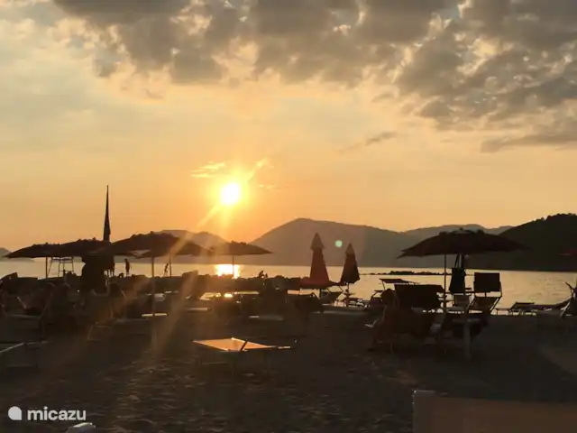 2 - Cinque Terre - Toscane - Lerici | Italie, Ligurie, Lerici - appartement Plage Lerici - coucher de soleil