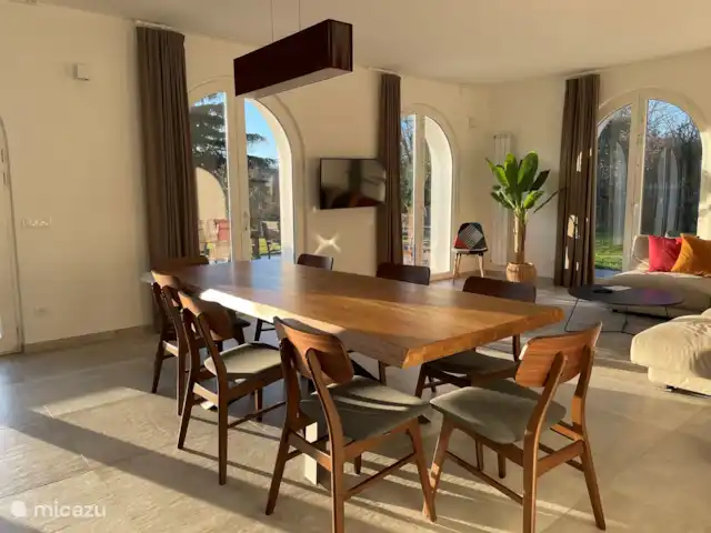 2 - Cinque Terre - Toscane - Lerici | Italie, Ligurie, Lerici - appartement Salon-salle à manger avec accès au jardin privé