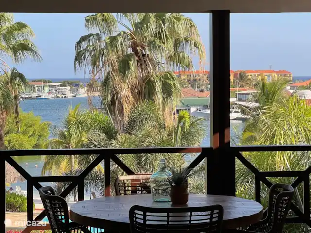 Quartier Jan Thiel | appartement B7 | Curaçao, Banda Ariba (est), Spaanse Water - appartement Vue sur la piscine commune et l'eau espagnole.