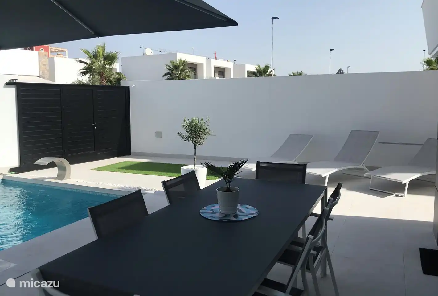 terrasse avec piscine
