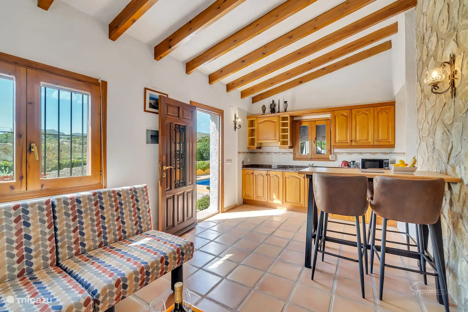 Wohnzimmer und Kochnische Casita 