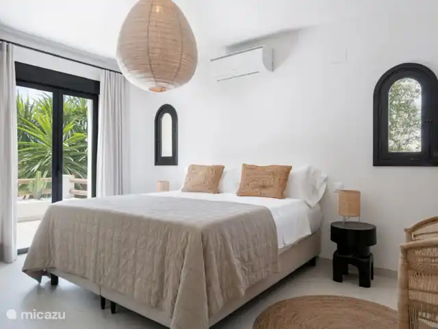 Casa Mi Media Naranja | Espagne, Costa Blanca, Jávea - villa Chambre des maîtres avec portes-fenêtres donnant sur la terrasse